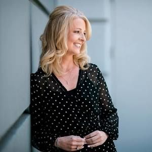 Meet your Posher, Cynthia